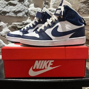 Court Borough Mid 2 Sneaker